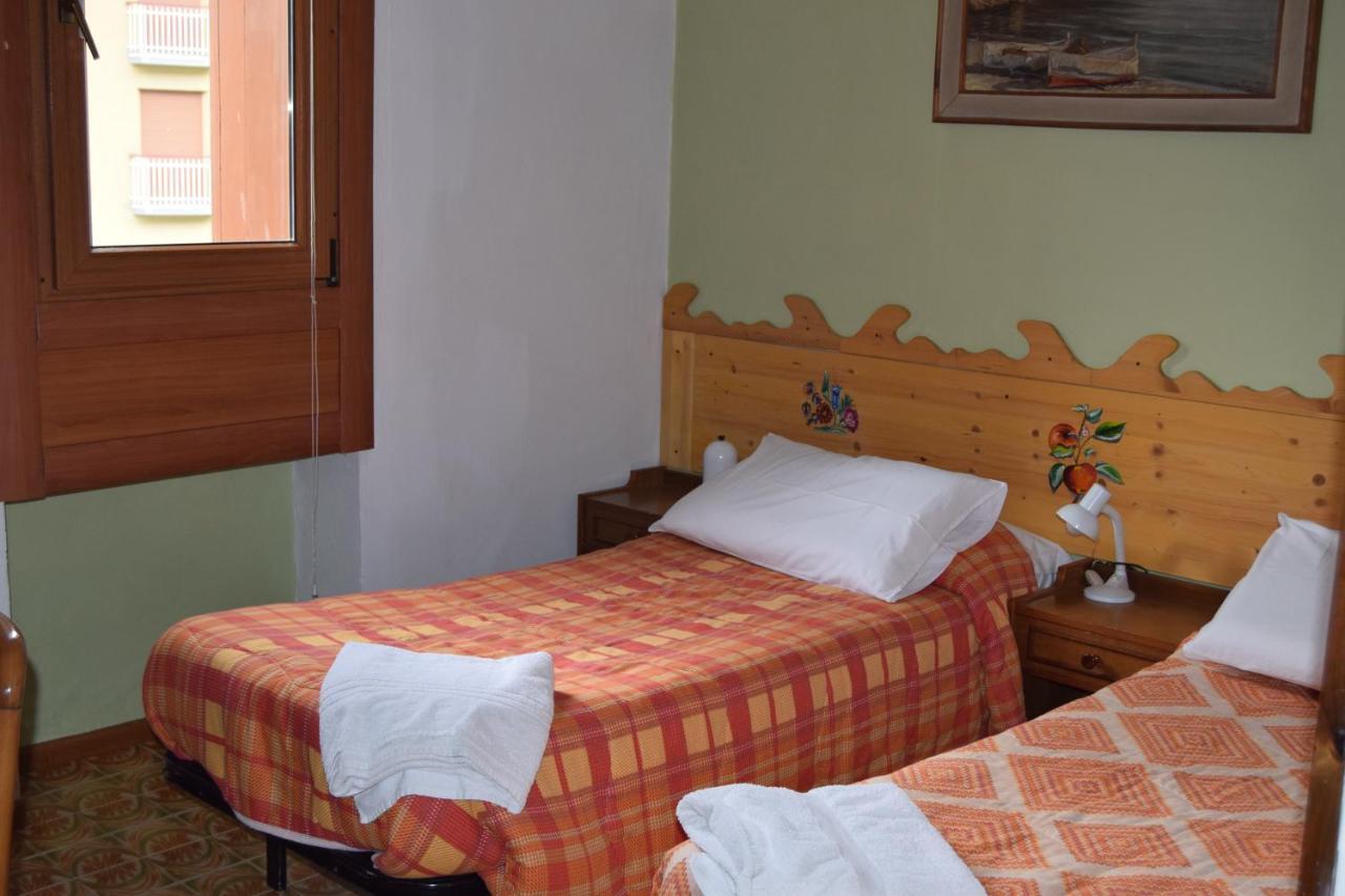 Hotel Torena 阿帕里卡 外观 照片