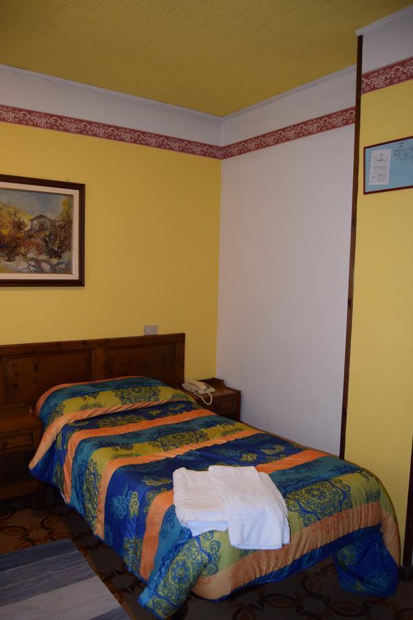 Hotel Torena 阿帕里卡 外观 照片